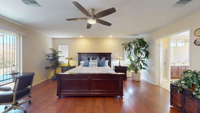 43850 Venice Drive, La Quinta, CA 92253