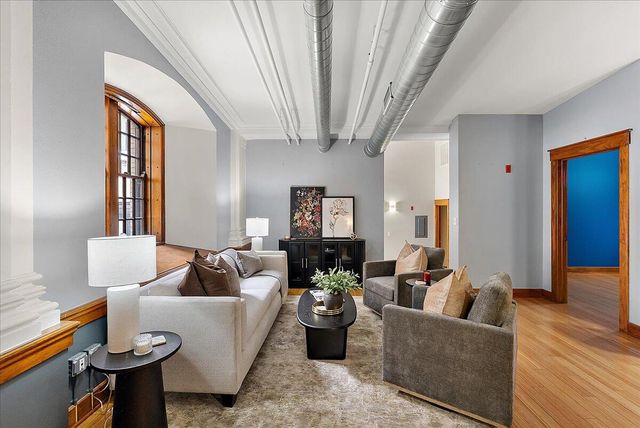 600 Broadway Avenue Nw 242, City Of Grand Rapids, MI 49504