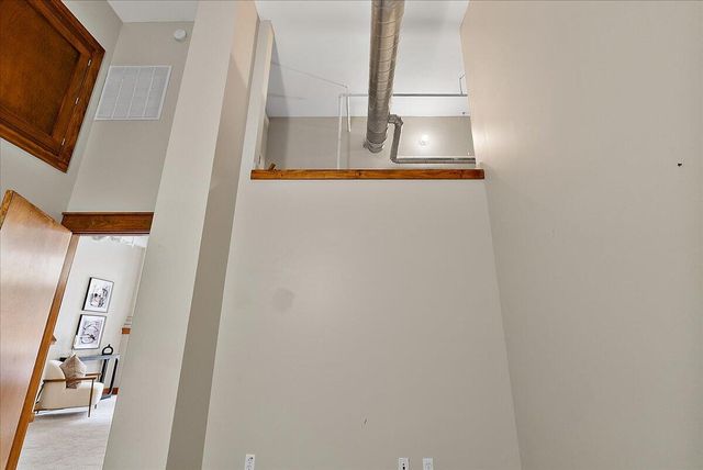 600 Broadway Avenue Nw 242, City Of Grand Rapids, MI 49504