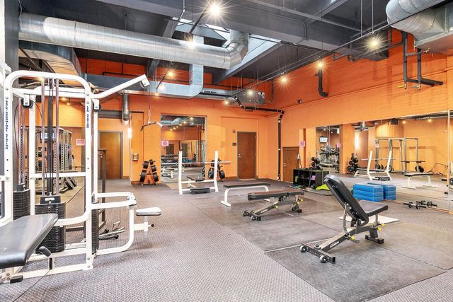 600 Broadway Avenue Nw 242, City Of Grand Rapids, MI 49504