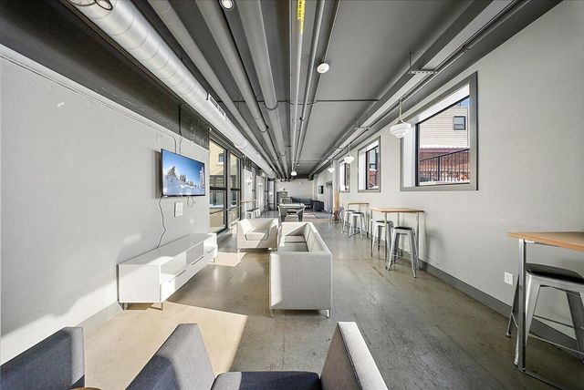 600 Broadway Avenue Nw 242, City Of Grand Rapids, MI 49504