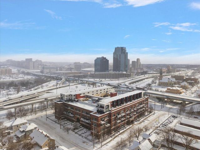 600 Broadway Avenue Nw 242, City Of Grand Rapids, MI 49504