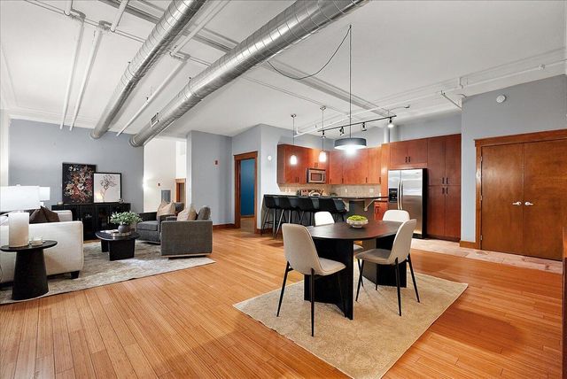 600 Broadway Avenue Nw 242, City Of Grand Rapids, MI 49504