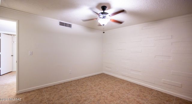 2866 N Beverly Avenue, Tucson, AZ 85712