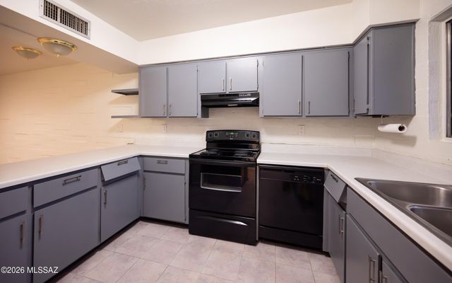 2866 N Beverly Avenue, Tucson, AZ 85712