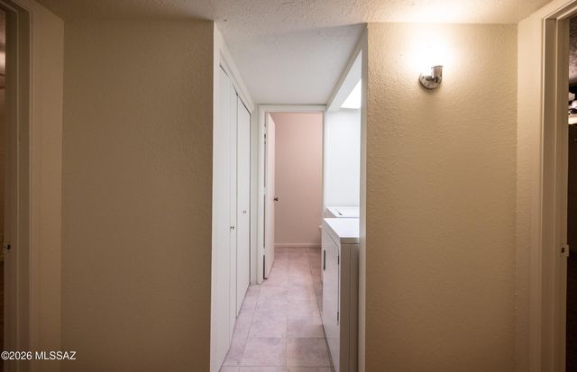 2866 N Beverly Avenue, Tucson, AZ 85712