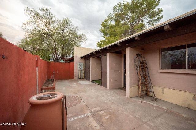 2866 N Beverly Avenue, Tucson, AZ 85712