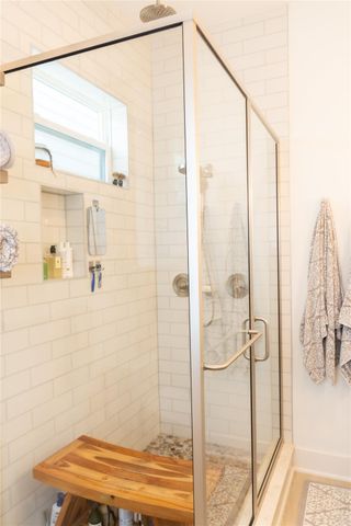 29 Cmdr Runco Lane, Taylor Lake Village, TX 77586