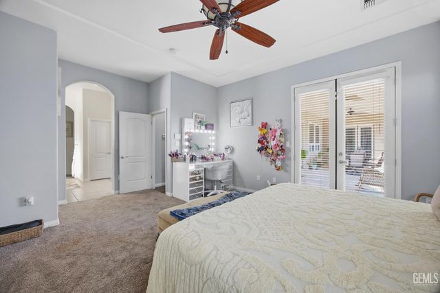 4401 Whitegate Avenue, Bakersfield, CA 93313