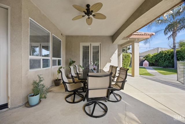 4401 Whitegate Avenue, Bakersfield, CA 93313