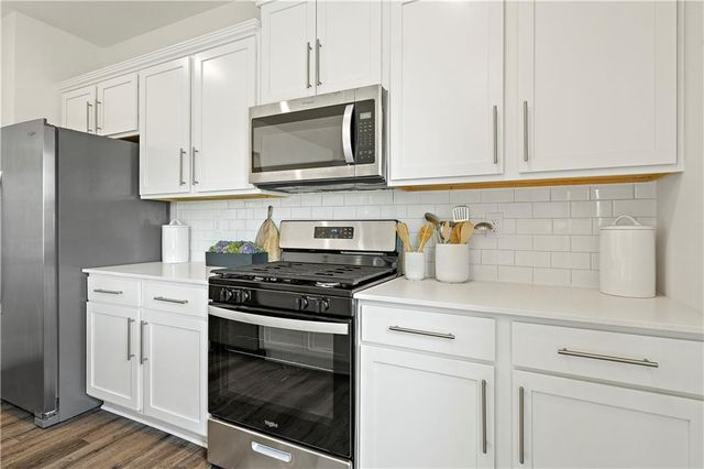21048 W 217th Court, Spring Hill, KS 66083