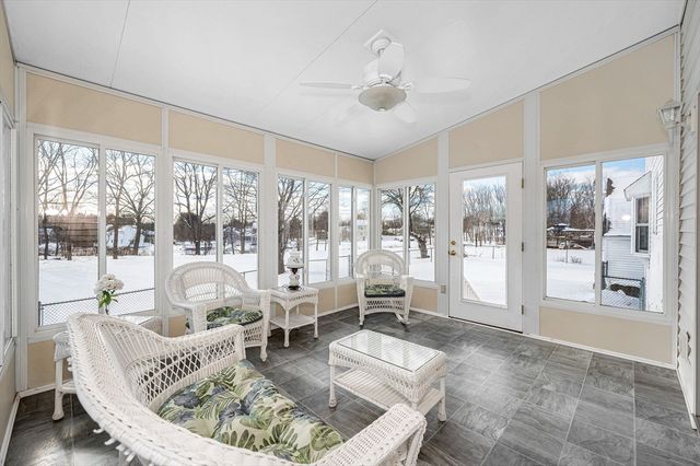 287 Fox Ave, Dracut, MA 01826