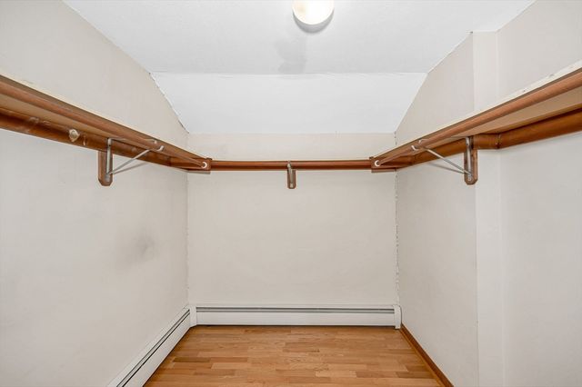 287 Fox Ave, Dracut, MA 01826