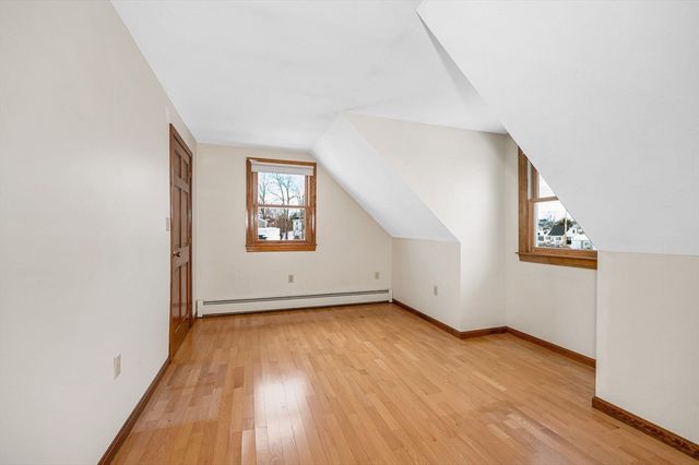 287 Fox Ave, Dracut, MA 01826