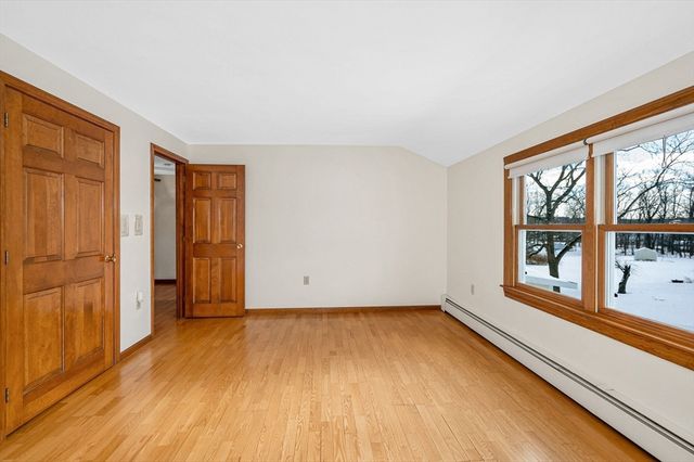 287 Fox Ave, Dracut, MA 01826