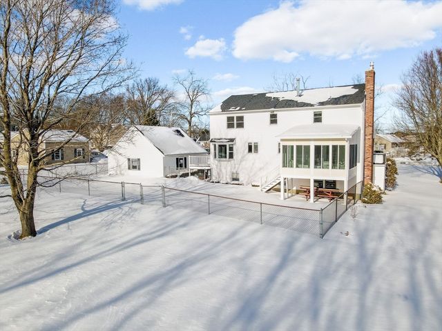 287 Fox Ave, Dracut, MA 01826