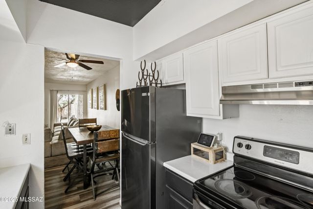 5090 S Mira Loma Drive, Tucson, AZ 85706