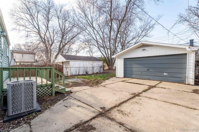 14921 Myola Avenue, Warren, MI 48089