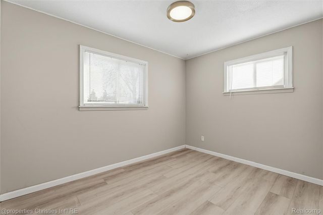 14921 Myola Avenue, Warren, MI 48089