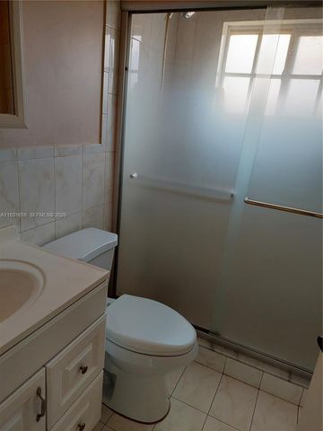 2403 W 76th Street 203, Hialeah, FL 33016
