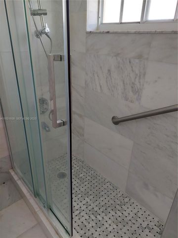 2403 W 76th Street 203, Hialeah, FL 33016