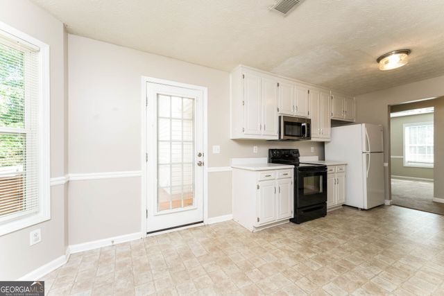 1014 Bay Ridge Drive, Lawrenceville, GA 30045