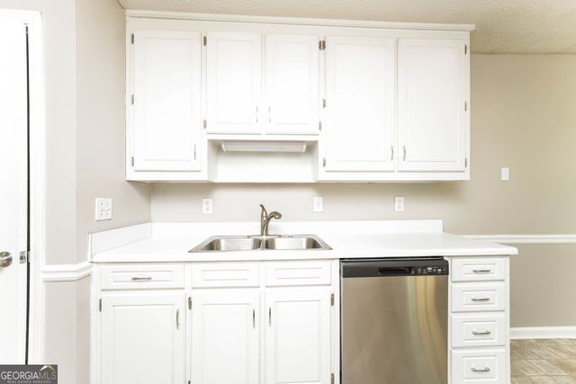 1014 Bay Ridge Drive, Lawrenceville, GA 30045