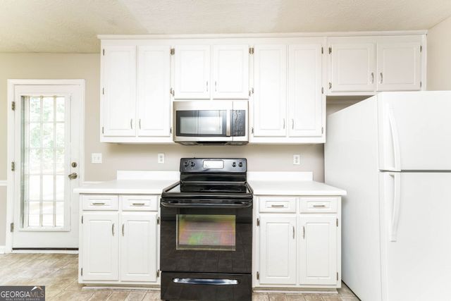 1014 Bay Ridge Drive, Lawrenceville, GA 30045