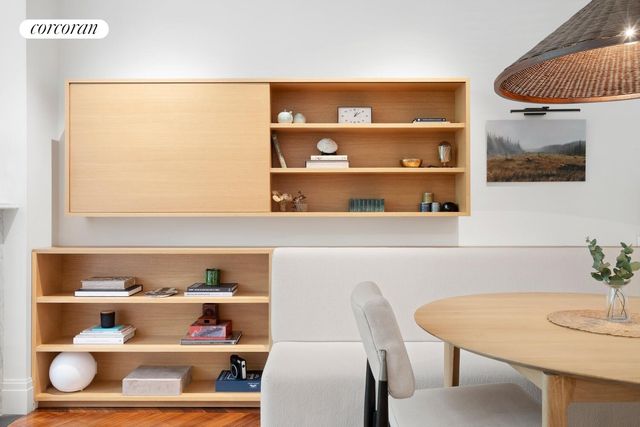429 W 22nd St Apt 1B, New York City, NY 10011