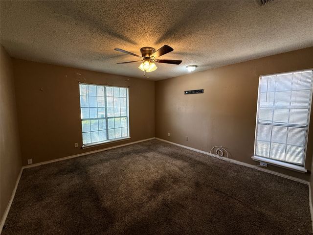 8837 Saint Thomas Circle, Dallas, TX 75228