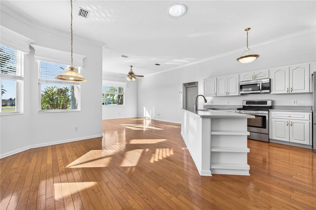 5695 NW 25TH LOOP, Ocala, FL 34482