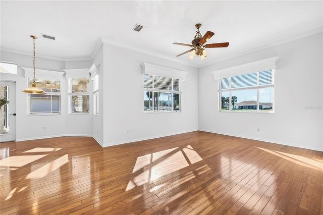 5695 NW 25TH LOOP, Ocala, FL 34482