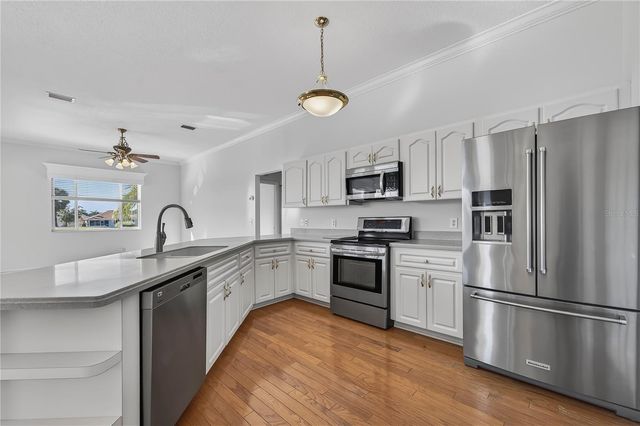 5695 NW 25TH LOOP, Ocala, FL 34482