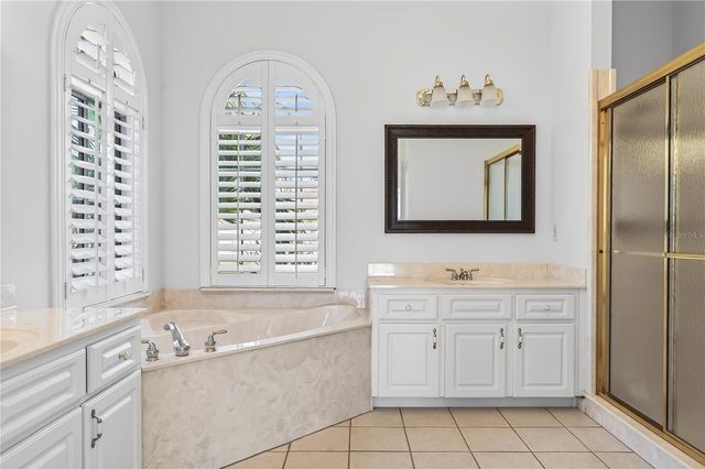 5695 NW 25TH LOOP, Ocala, FL 34482