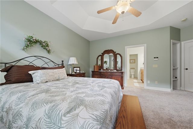 1070 Wedgefield Court NE, North Canton, OH 44720