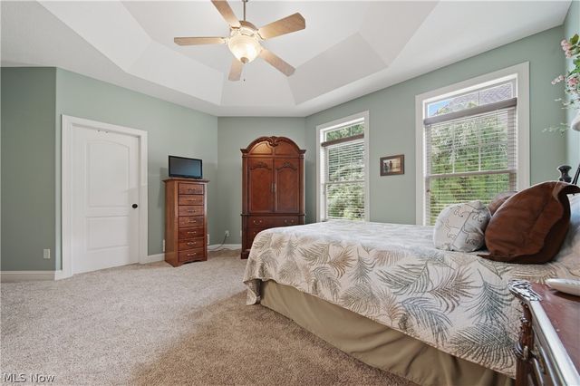 1070 Wedgefield Court NE, North Canton, OH 44720