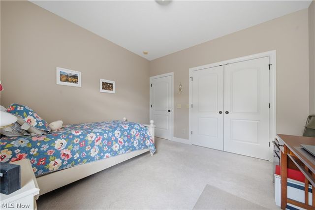 1070 Wedgefield Court NE, North Canton, OH 44720