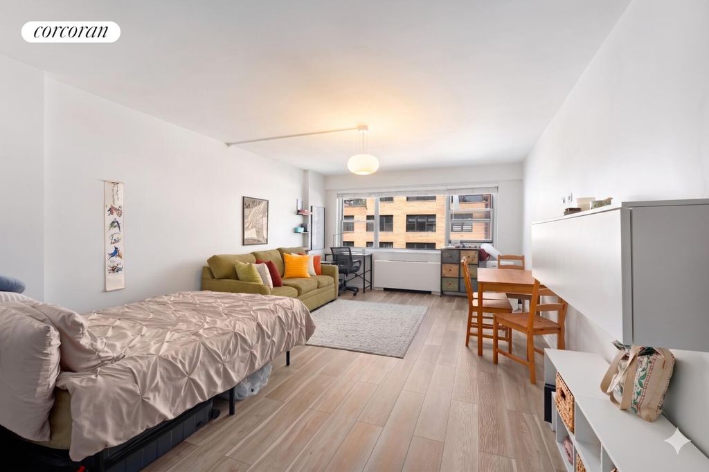 330 E 49th St Apt 10G, New York City, NY 10017