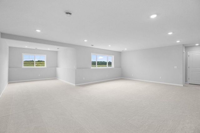 8204 Haywood Drive, Lino Lakes, MN 55014