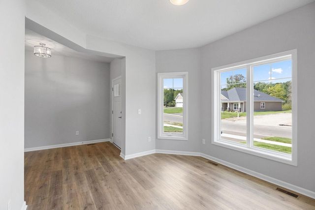 8204 Haywood Drive, Lino Lakes, MN 55014