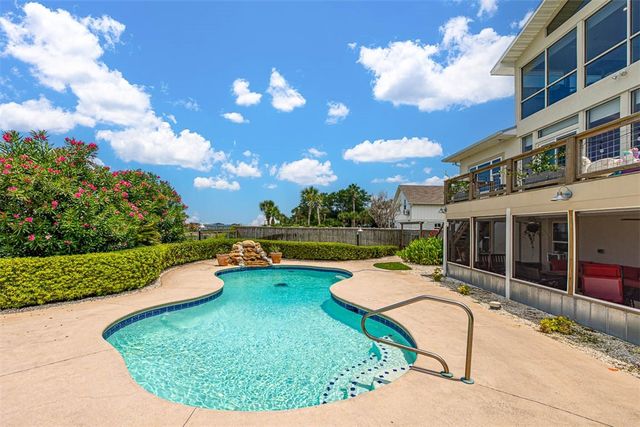 104 Talahi Island Lane, Brunswick, GA 31520