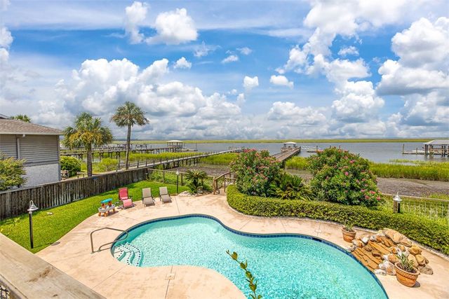 104 Talahi Island Lane, Brunswick, GA 31520