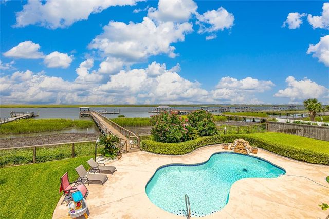 104 Talahi Island Lane, Brunswick, GA 31520