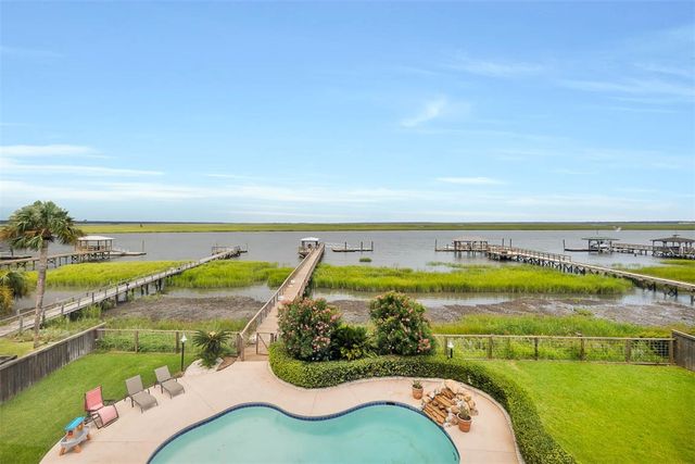 104 Talahi Island Lane, Brunswick, GA 31520