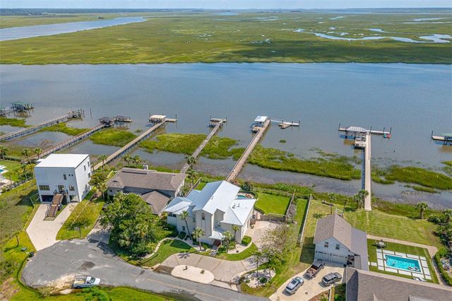 104 Talahi Island Lane, Brunswick, GA 31520