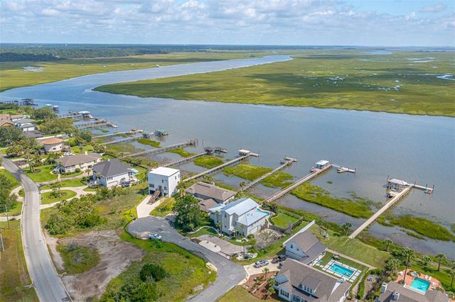 104 Talahi Island Lane, Brunswick, GA 31520