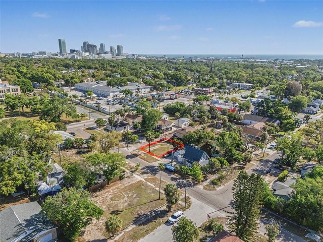 1816 10TH STREET S, St Petersburg, FL 33705