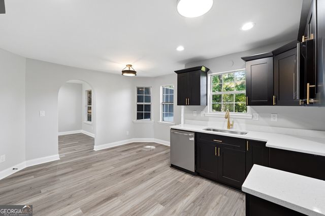 620 Allens Landing Drive, Lawrenceville, GA 30045