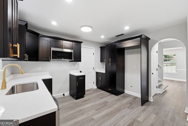 620 Allens Landing Drive, Lawrenceville, GA 30045