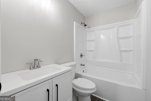 620 Allens Landing Drive, Lawrenceville, GA 30045